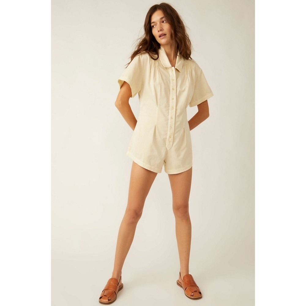 Free People keep it crisp shortall Short Sleeve Romper XL